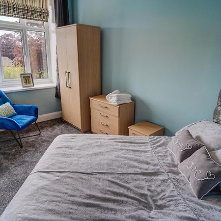 Beachmount Holiday Apartments Colwyn Bay Bagian luar foto