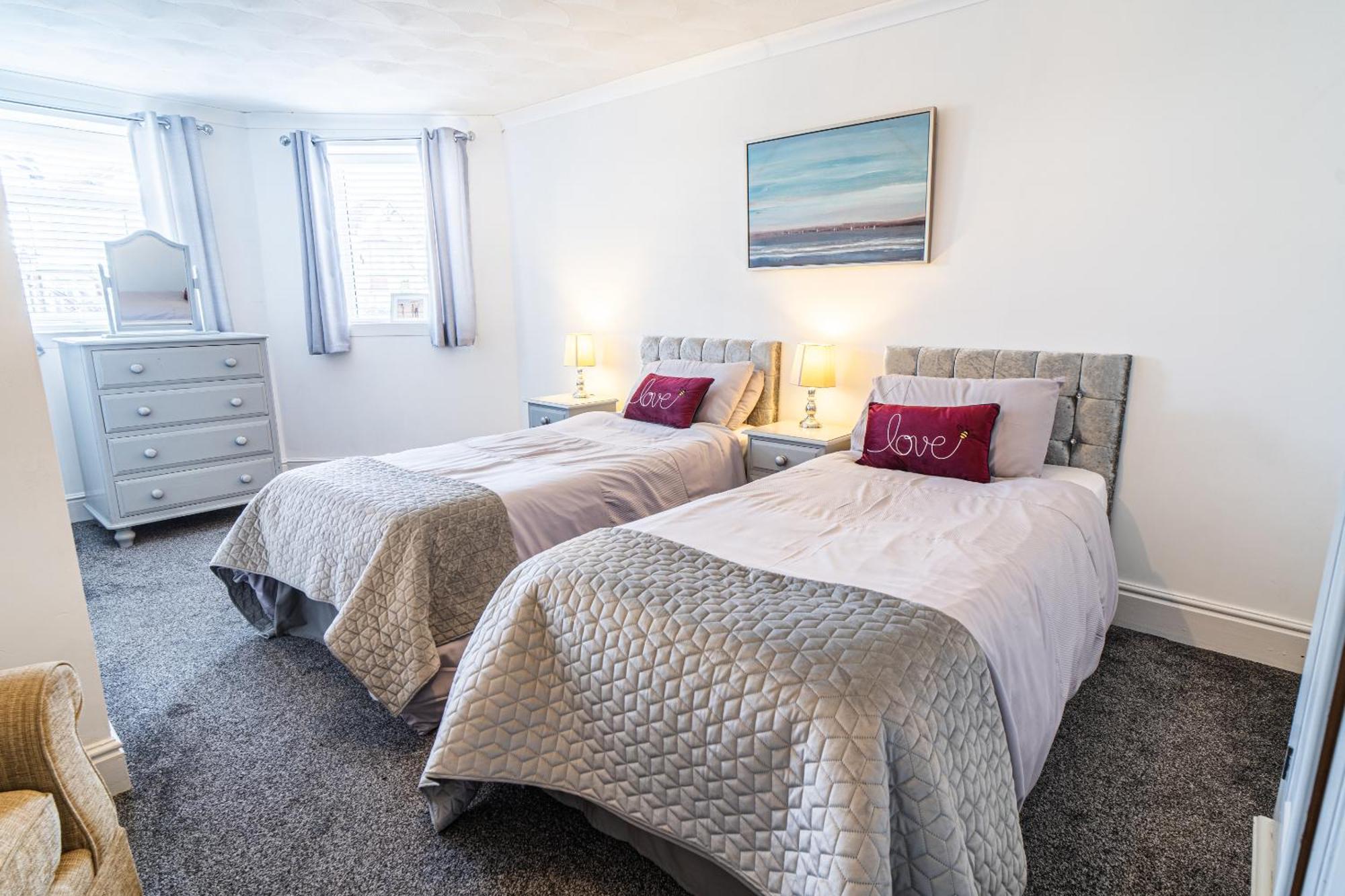 Beachmount Holiday Apartments Colwyn Bay Bagian luar foto