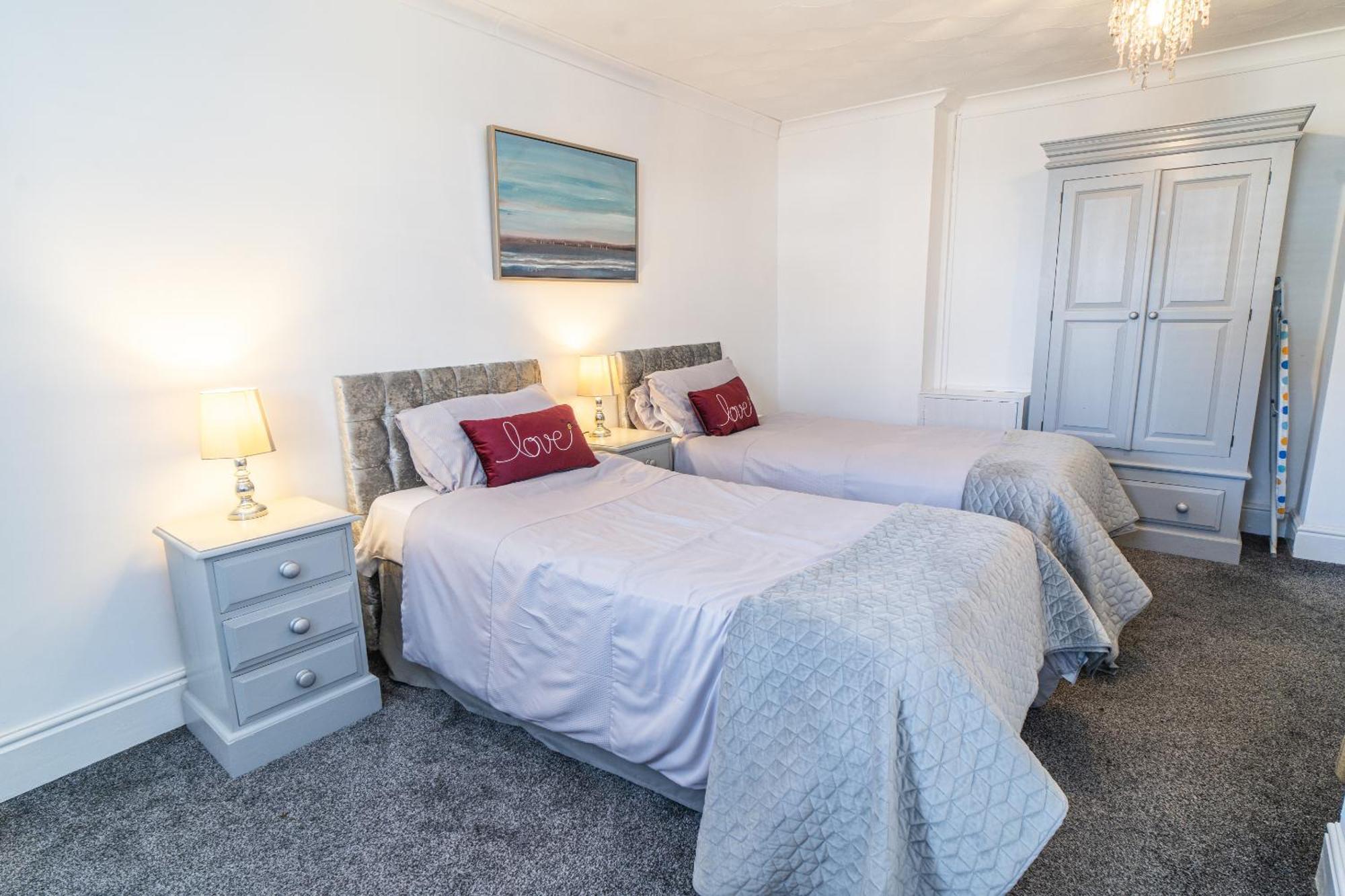 Beachmount Holiday Apartments Colwyn Bay Ruang foto